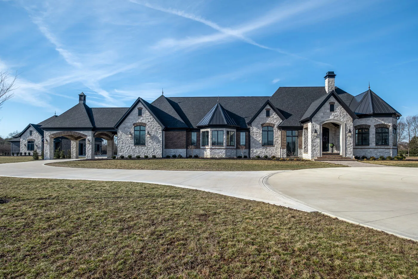 Exterior view of a luxurious home